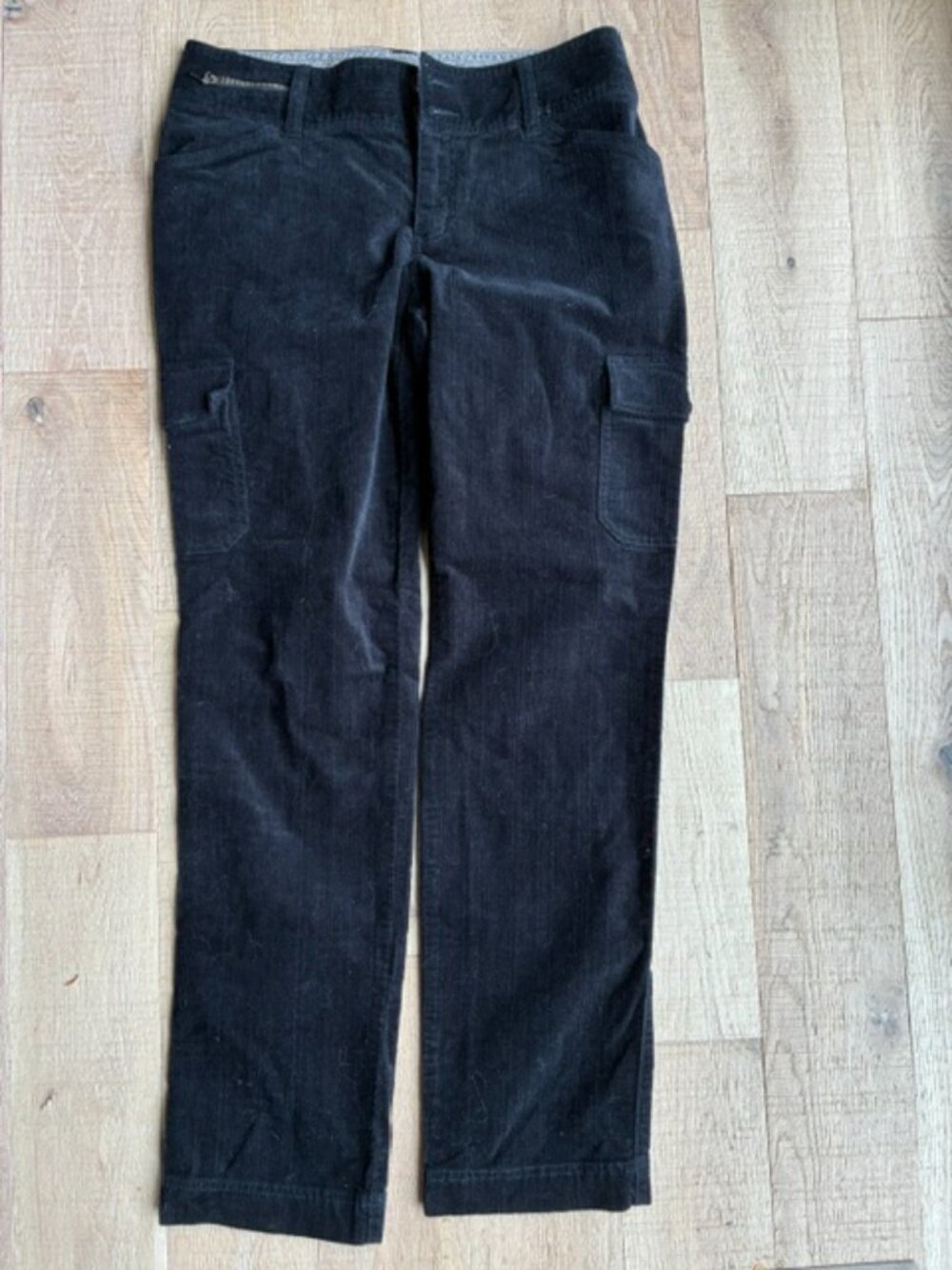 Woolrich Corduroy Pants, Y2K vintage Cargo style pants, size 6
